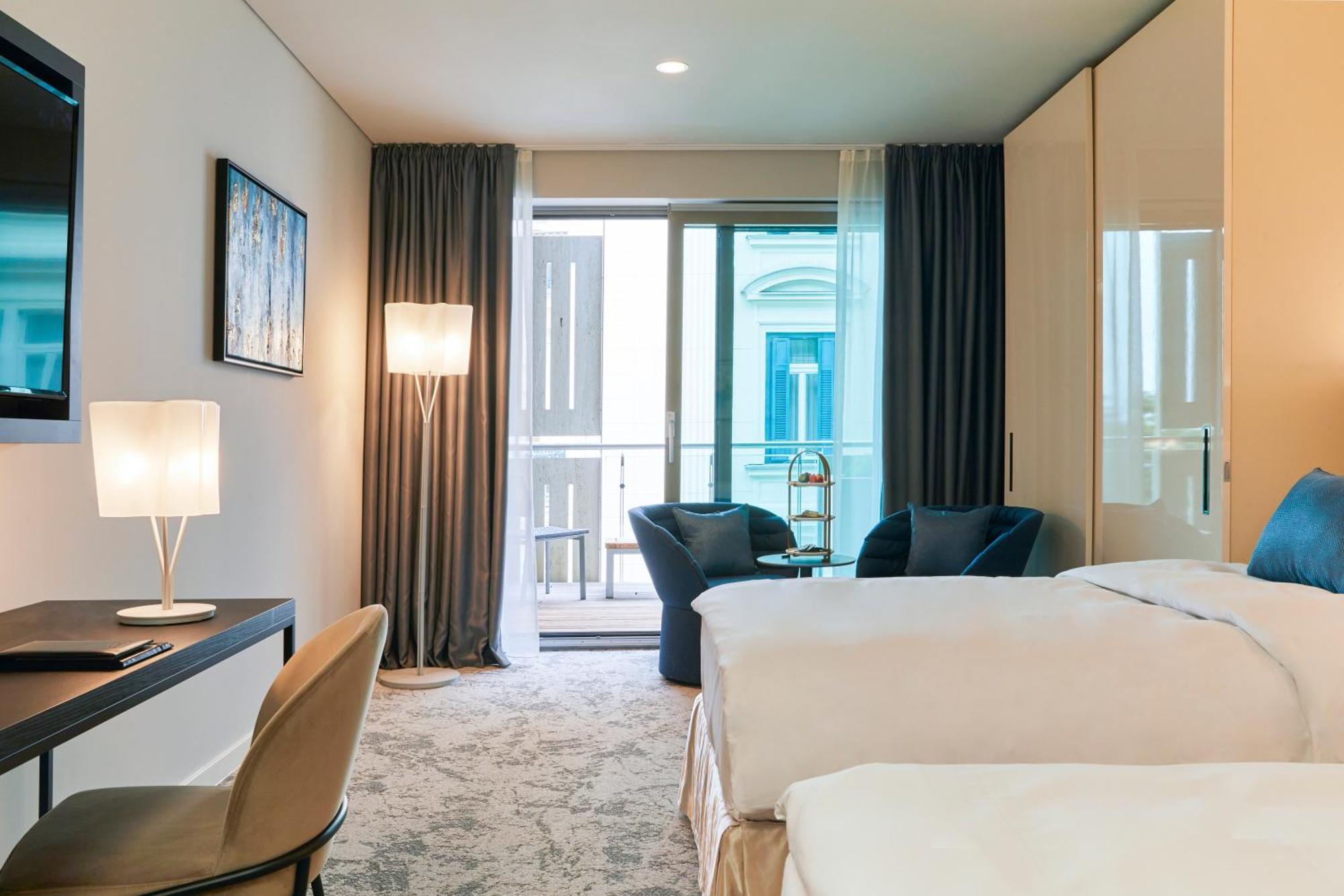 Superior Room,1765180581:JPEG